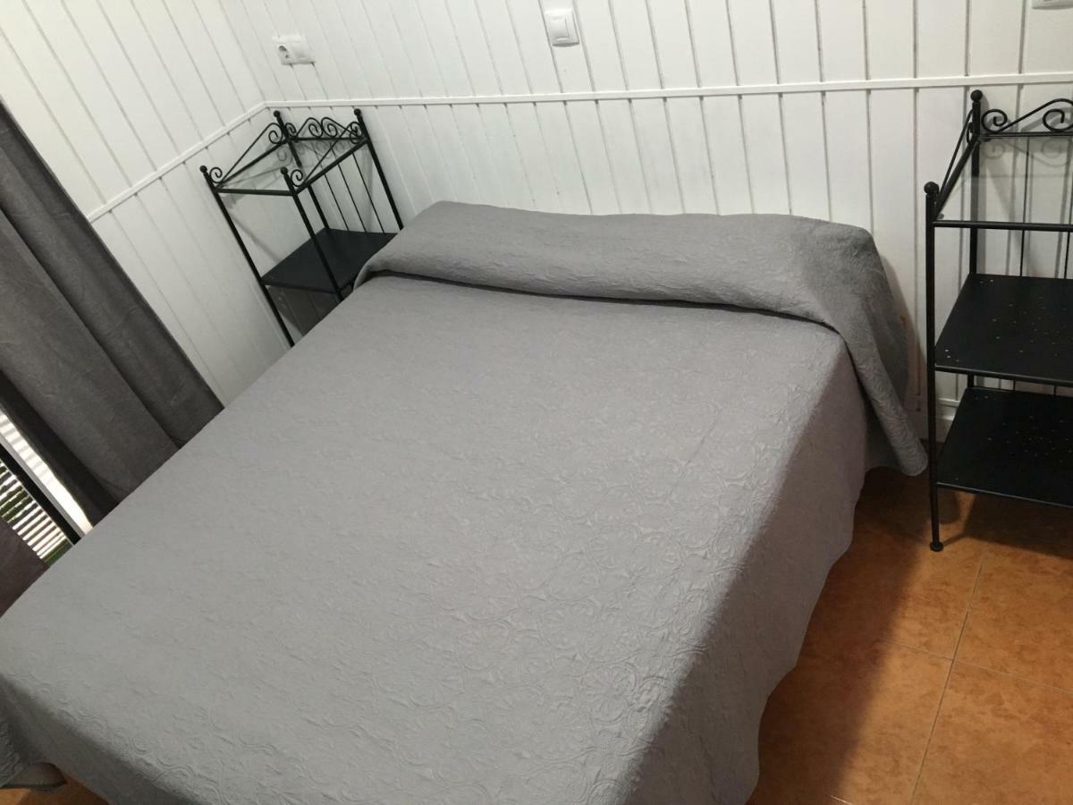 Hostal Alcobia Seville Exterior photo